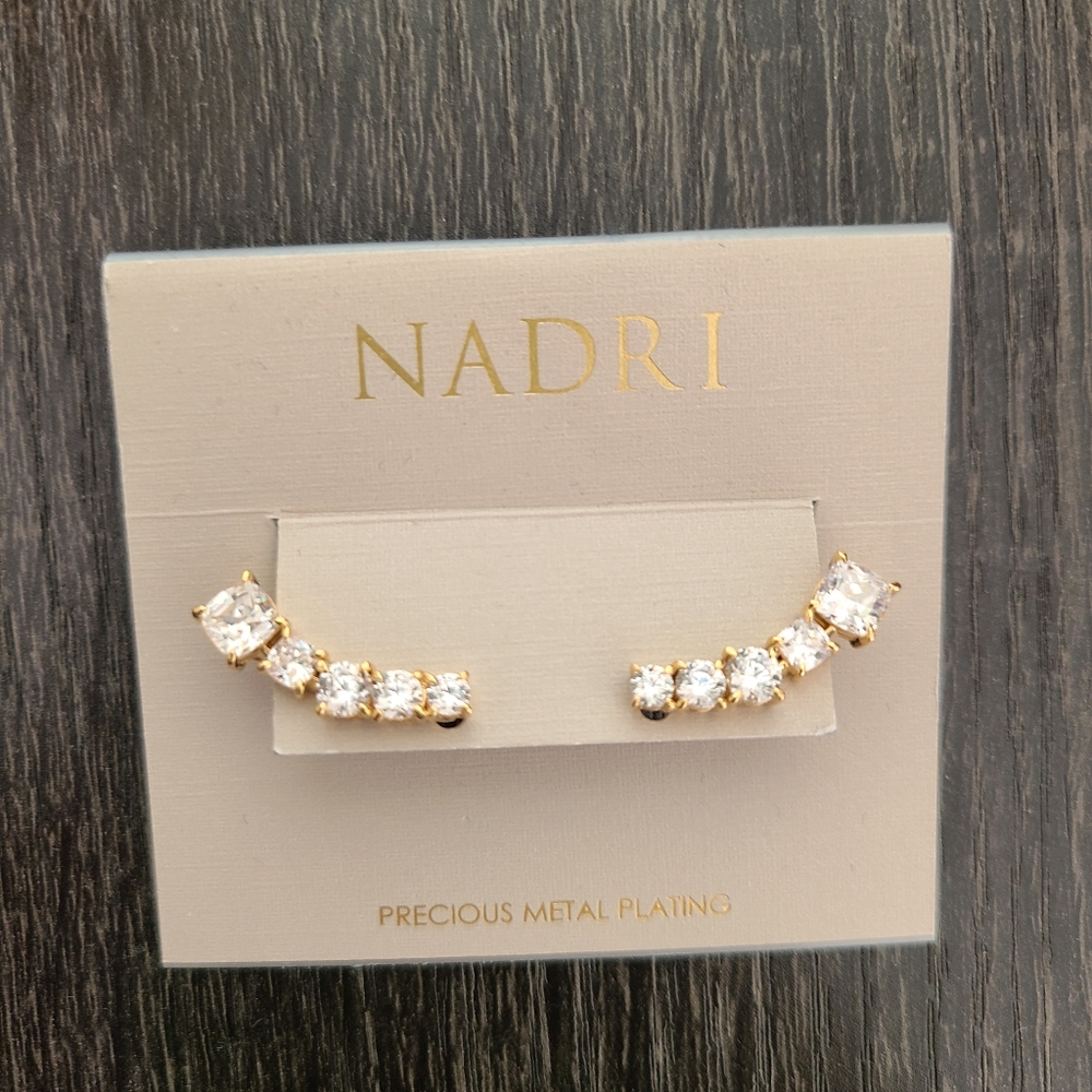 NADRI Ear climbers